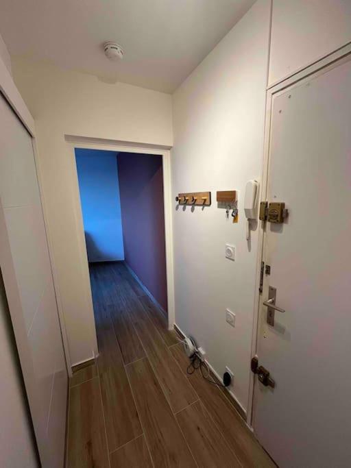 Joli Appart/Vue Etang/Clim /Wifi Balaruc-les-Bains Exteriör bild
